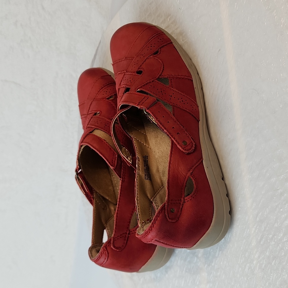 Earth Origins Rapid Teddy Leather Walking Loafer Cushioned Red Size 7 - Picture 9 of 12